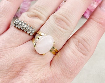 Gold Pale Rose Quartz Oval Gemstone Adjustable Ring (EPJ-RTD24-4)