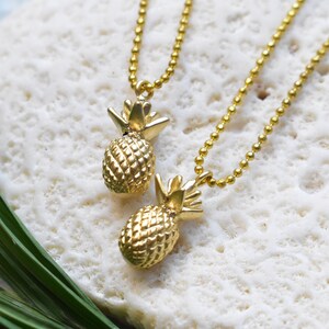 Gold Plated Pineapple Simple Layering Pendant Necklace (EPJ-NPAC14)