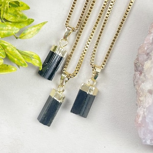 Gold Green Tourmaline Necklace (EPJ-NA17)