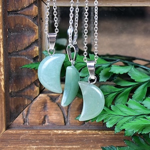 Green Aventurine 19x12mm Crescent Moon Necklace, Silver Gemstone Necklace, Layering Statement Necklace (EPJ-NW20AFA23)