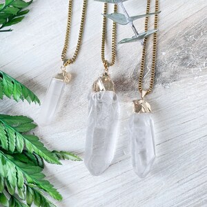Gold Clear Quartz Point Necklace (EPJ-NAAD13)