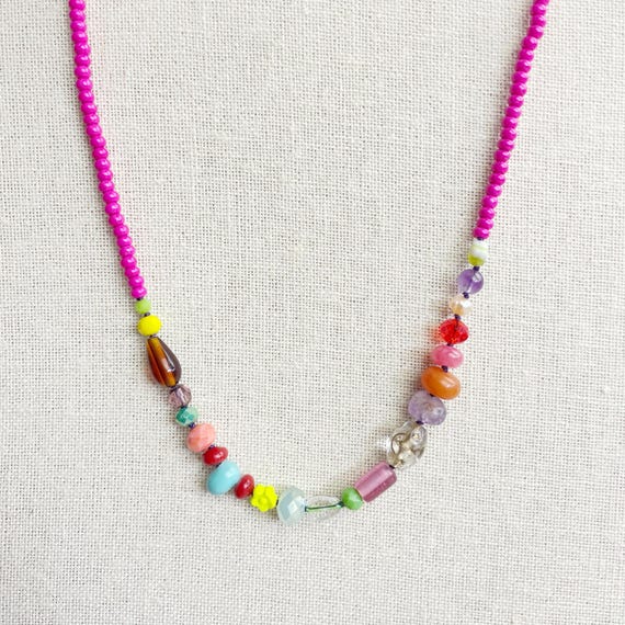 Tutti/// Fuchsia Colorful Beaded Necklace (DEJ-BBCA22-FS-4)