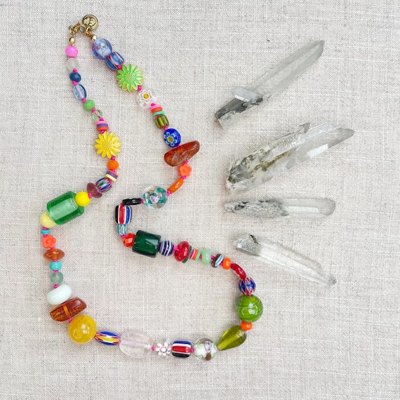 Chunky Confetti/// Colorful Crystal Gemstone Hand Knotted Beaded Necklace (DEJ-BBCA10-C-4)