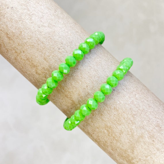 Gloria// Opaque Green Crystal Beaded Bracelet (EPJ-BSBB12-OG)