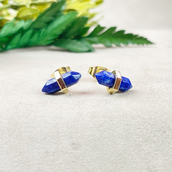 Gold Lapis Lazuli Double Point Stud Earrings (EPJ-E3BAA10-LL)