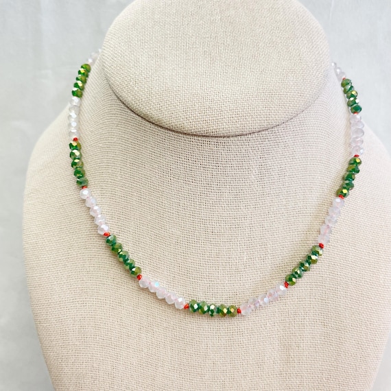 Lola// Sage Iridescent Beaded Delicate Necklace (EPJ-NSB56-SG)