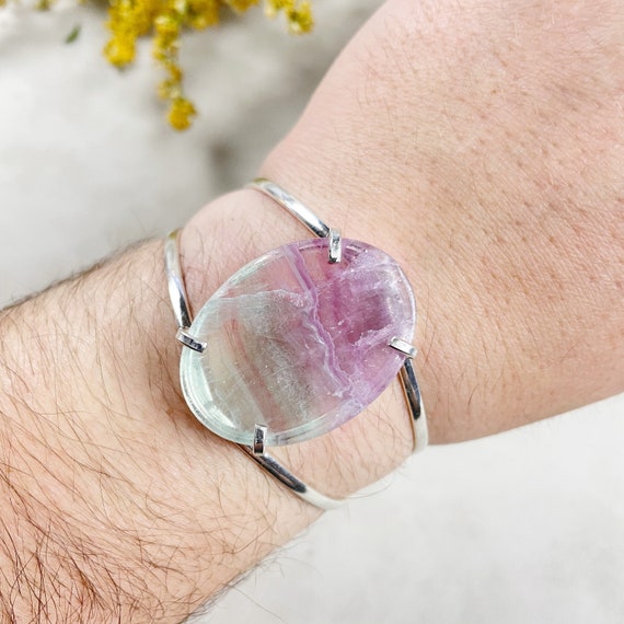 Silver Fluorite Oval Statement Cuff Bracelet (EPJ-BAAA21-8)