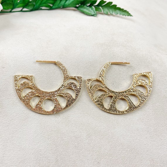 Gold Moon Phase Hoop Earrings, Gold Large Moon Phase Hoop Earrings, Large Celestial Earrings (EPJ-EH20AAA10)