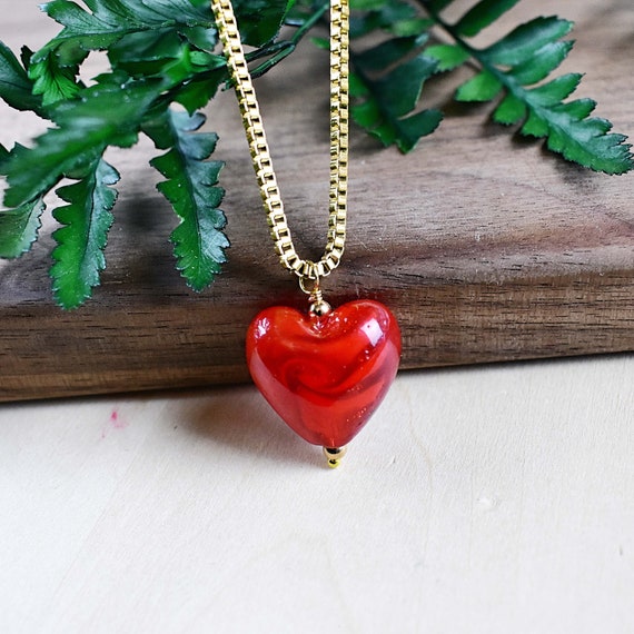 Red Heart Glass Drop Necklace, Red Heart Sweetheart Valentine, Gold Necklace, Statement Layering Charm Necklace (EPJ-VDC12)