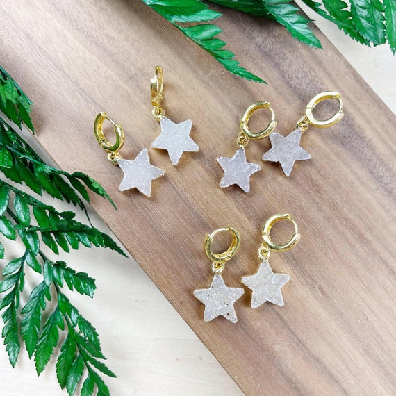 Gold Druzy Star Huggie Earrings (EPJ-EEAA18)