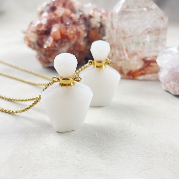 Gold Pentagon Milky Quartz Bottle Necklace (EPJ-NAAH20)