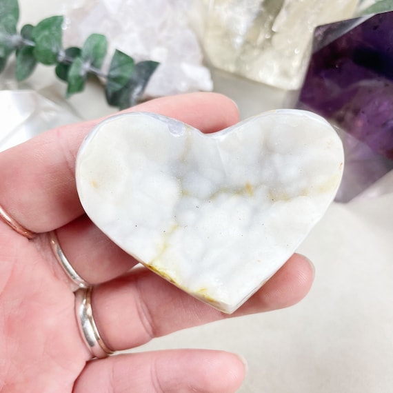 White Agate Druzy Geode Heart Carving (EPJ-HDAA10-11)