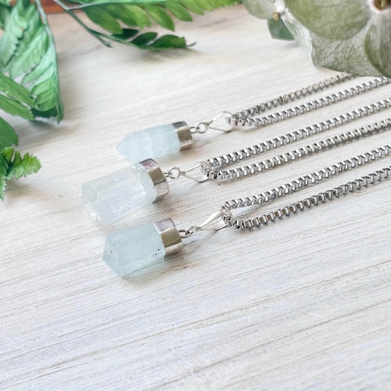 LUXE COLLECTION: Akwamaryn/// Silver Aquamarine Drop Necklace (EPJ-NAWF10)