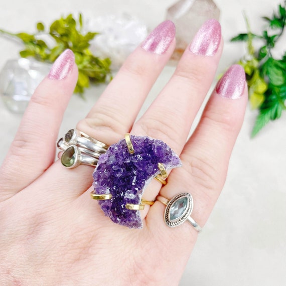 Crescent Moon Amethyst Druzy Statement Wire Ring (EPJ-RSD12-2)