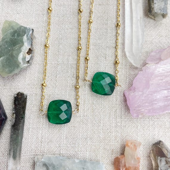Emerald Quartz Faceted Cushion Delicate Necklace (EPJ-NAAE45)