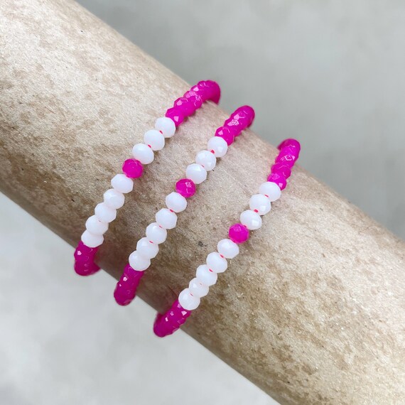 Mia// Dragonfruit Crystal Beaded Delicate Bracelet (EPJ-BSBA11-DF)