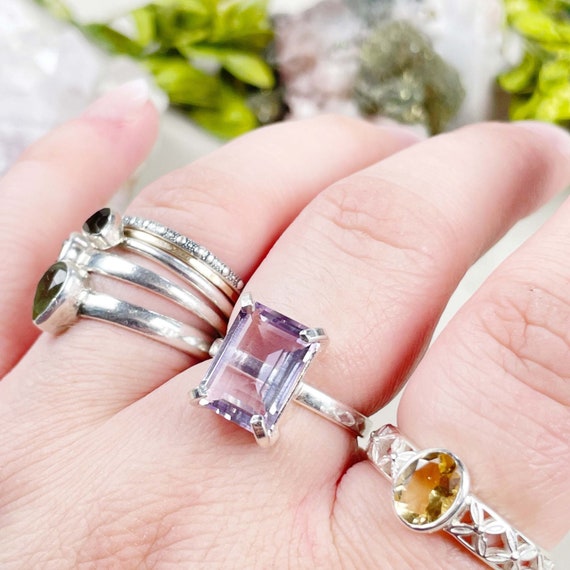 Natural Amethyst Adjustable Crystal Gem Ring (EPJ-RAD13-7)