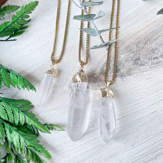 Gold Clear Quartz Point Necklace (EPJ-NAAD13)