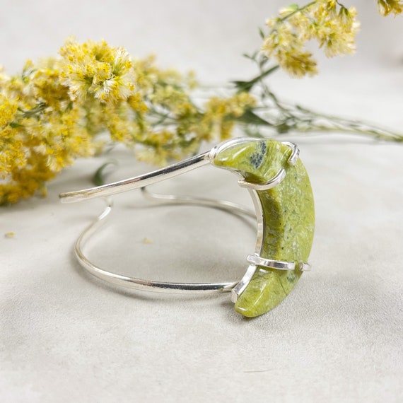 バンブルビージャスパー クレセントムーン （Silver Lemon Jasper 