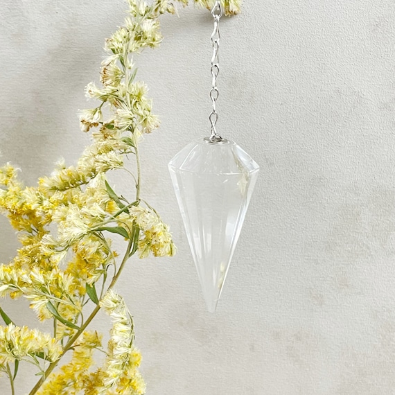 Clear Quartz Crystal Pendulum (EPJ-PA10-30)