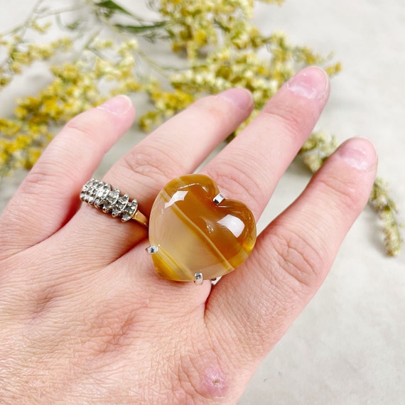 Silver Agate Heart Statement Wire Ring (EPJ-RA10-AG-5)