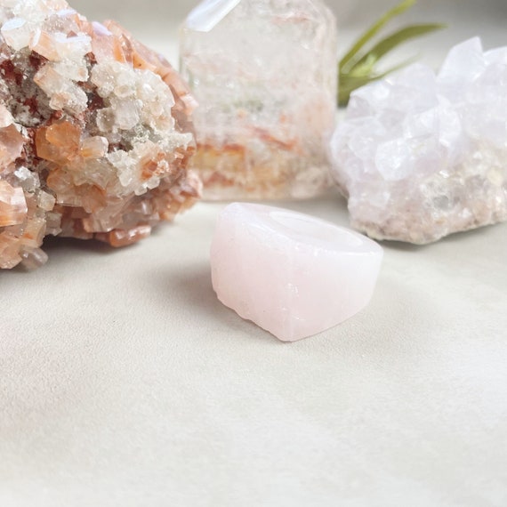 Rose Quartz Rough Carved Ring -Size 5.5 (EPJ-RCGA21-36)