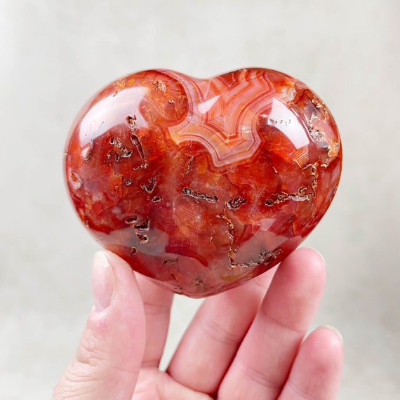 Carnelian Heart Carving (EPJ-HDHA24-4)