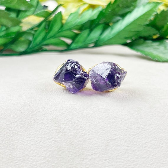 Rough Amethyst Nugget Gemstone Stud Earrings (EPJ-ES20AAB10)