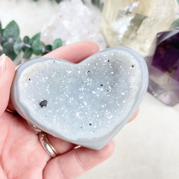 Grey Agate Druzy Geode Heart Carving (EPJ-HDAA10-23)