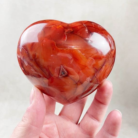 Carnelian Heart Carving (EPJ-HDHA24-5)