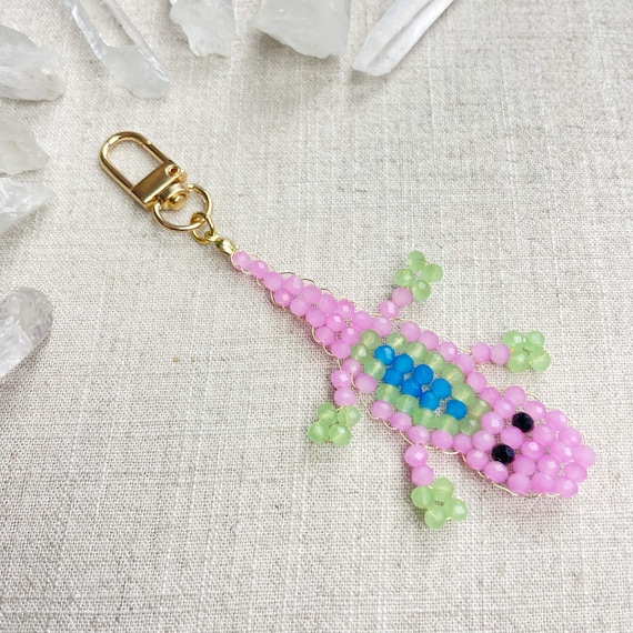 Gator// Grape Glass Beaded Alligator Charm Keychain (EPJ-KCA13-GP)