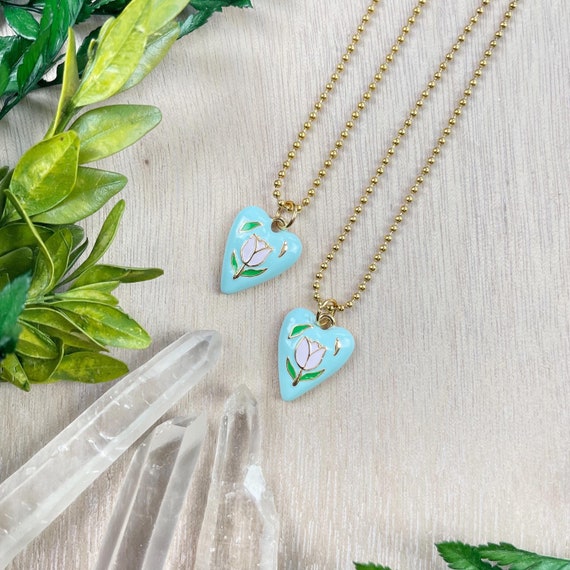 Blue Enamel Heart Tulip Charm Necklace (EPJ-N1AA10)