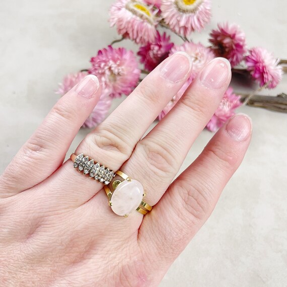 Gold Pale Rose Quartz Oval Gemstone Adjustable Ring (EPJ-RTD24-2)