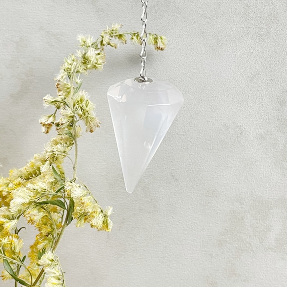 Girasol Quartz Crystal Pendulum (EPJ-PA10-34)