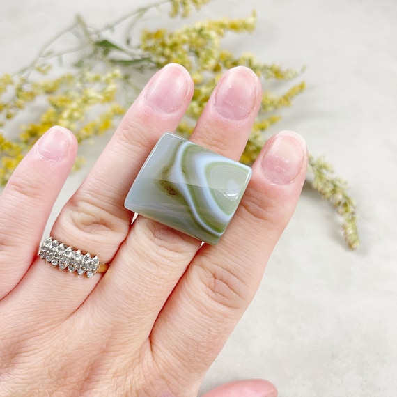 Green Agate Cabochon Carved Stone Ring- Size 6.5 (EPJ-RC21AAA11-22)