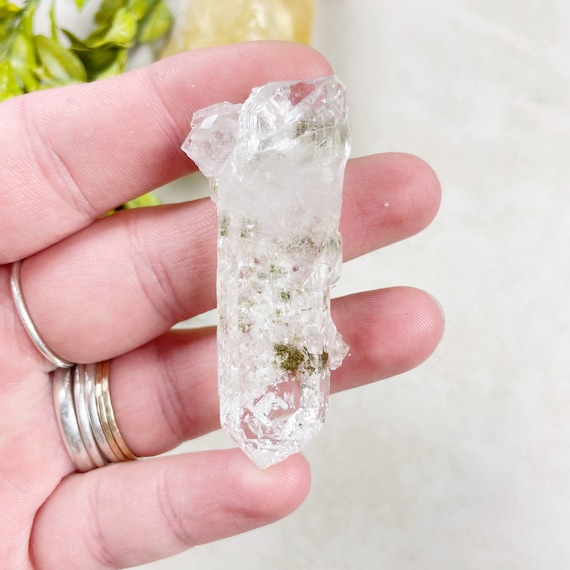 Chlorite in Lemurian Quartz Point (EPJ-HDO13-14)