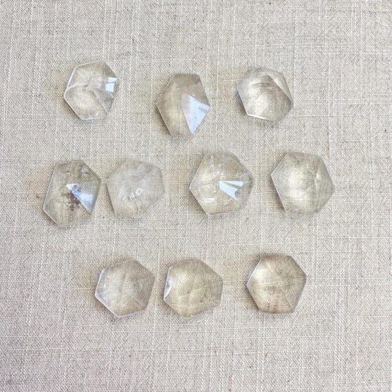 Small Clear Quartz Hexagon Irregular Pyramid Carving (EPJ-HCAA49-CQ)