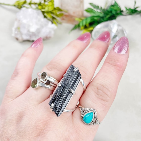 Silver Black Tourmaline Statement Arc Ring (EPJ-RSB20-1)