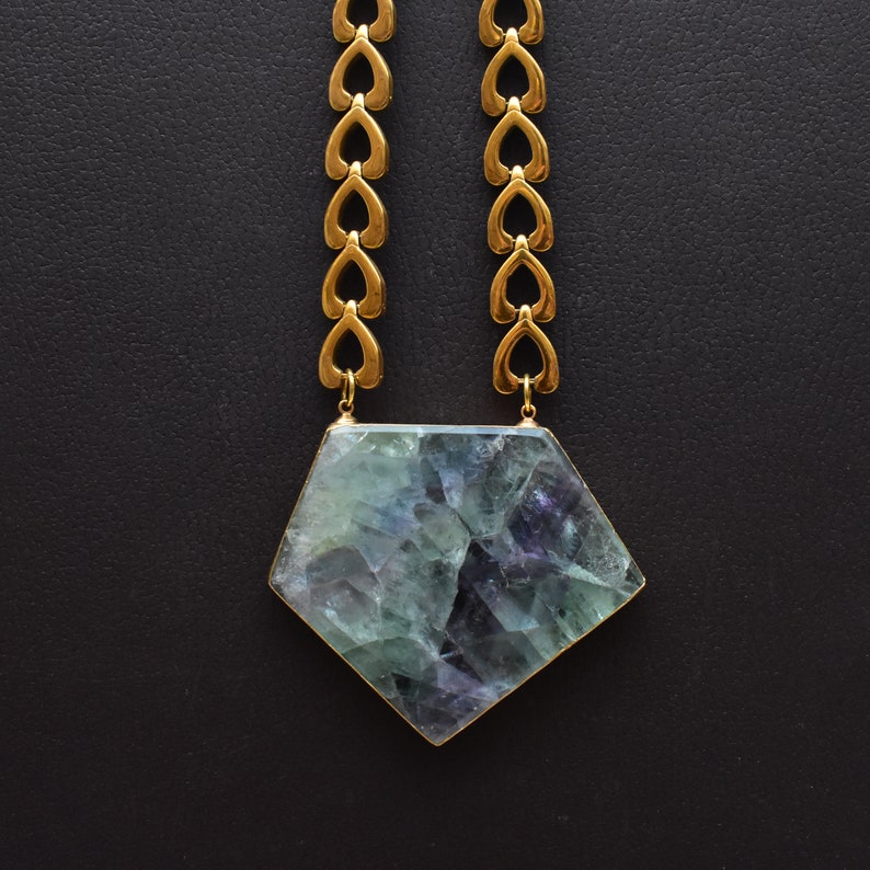 DEJ-N19NWD14 Eros Gold Plated Large Fluorite Stone Heart Chain Necklace