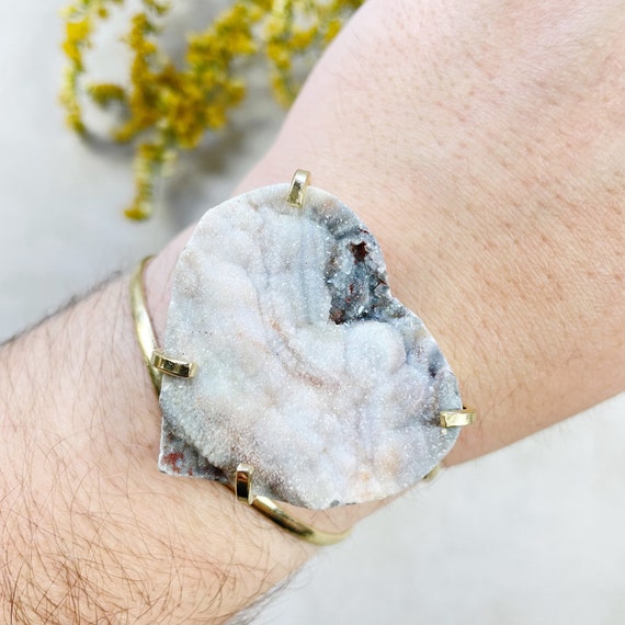 Gold Chalcedony Druzy Heart Arc Cuff Bracelet (EPJ-BCCA13-2)