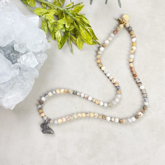 Mot//Labradorite Butterfly Crazy Lace Agate Beaded Necklace (EPJ-NSBB10-CL)