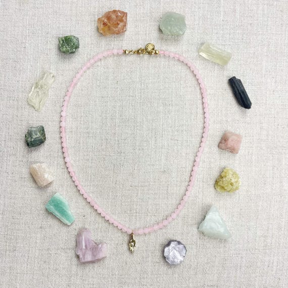 Rose Quartz Palm Charm Beaded Necklace (EPJ-NSBA45)