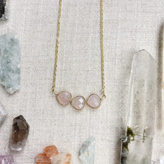 Rose Quartz Triple Bead Delicate Necklace (EPJ-NAAE56-RQ)