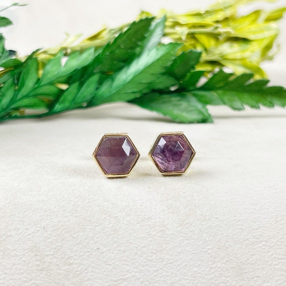 Amethyst Hexagon Bezel Stud Earrings (EPJ-E3BAA14-AM)