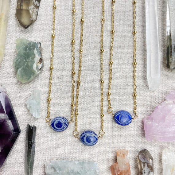 Lapis Lazuli Faceted Eye Delicate Necklace (EPJ-NAAE47-LL)