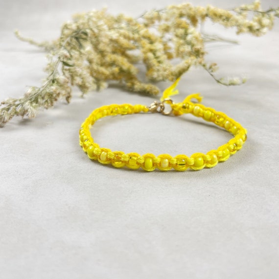 Tyro Bracelet/// Yellow Macrame Seed Bead Bracelet (EPJ-MMBB11-YW)