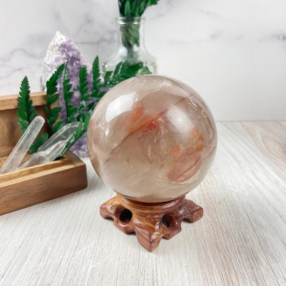 Fire Quartz Sphere (EPJ-HSSA12-11)