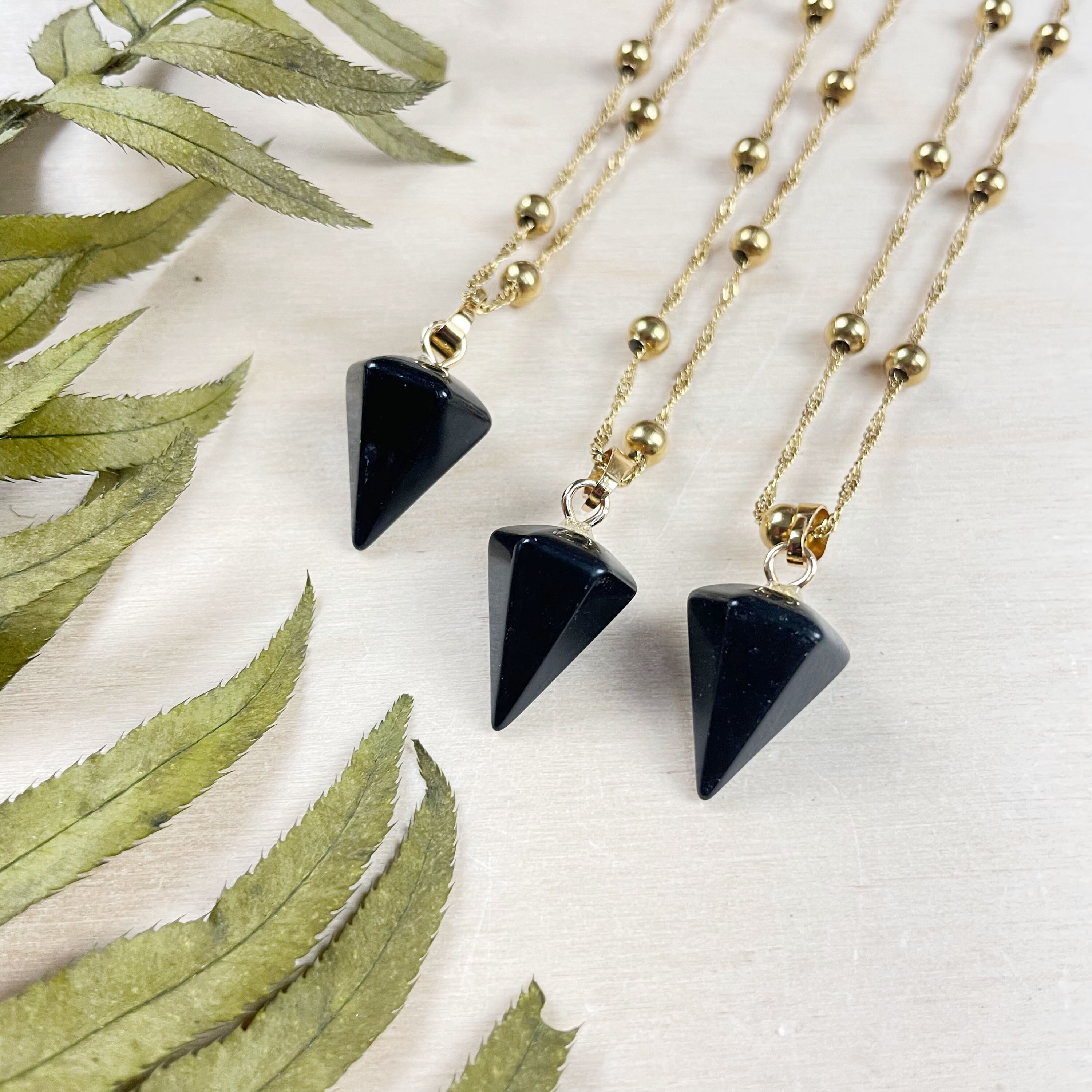 Gold Black Onyx Pendulum Necklace EPJ-N24A81 - Etsy