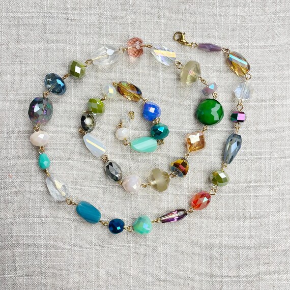 Aura Rosie/// Colorful Crystal Rosary Beaded Necklace (DEJ-BBCC10-2)