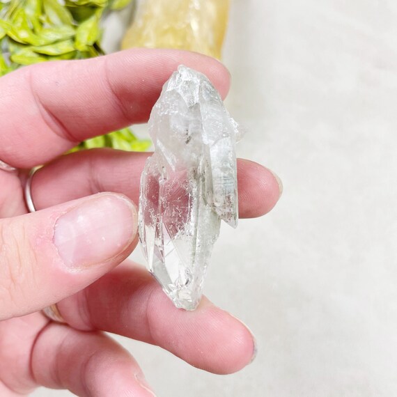 Chlorite in Lemurian Quartz Point (EPJ-HDO13-25)